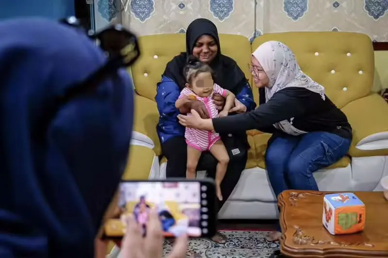 TikToker donates money to Noreen Ismail