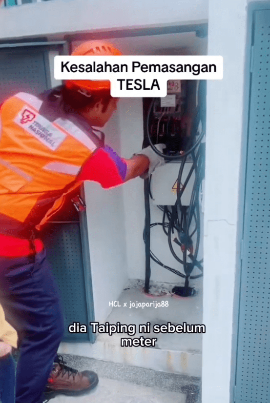 TNB team caught EV owner stealing electricity (2)