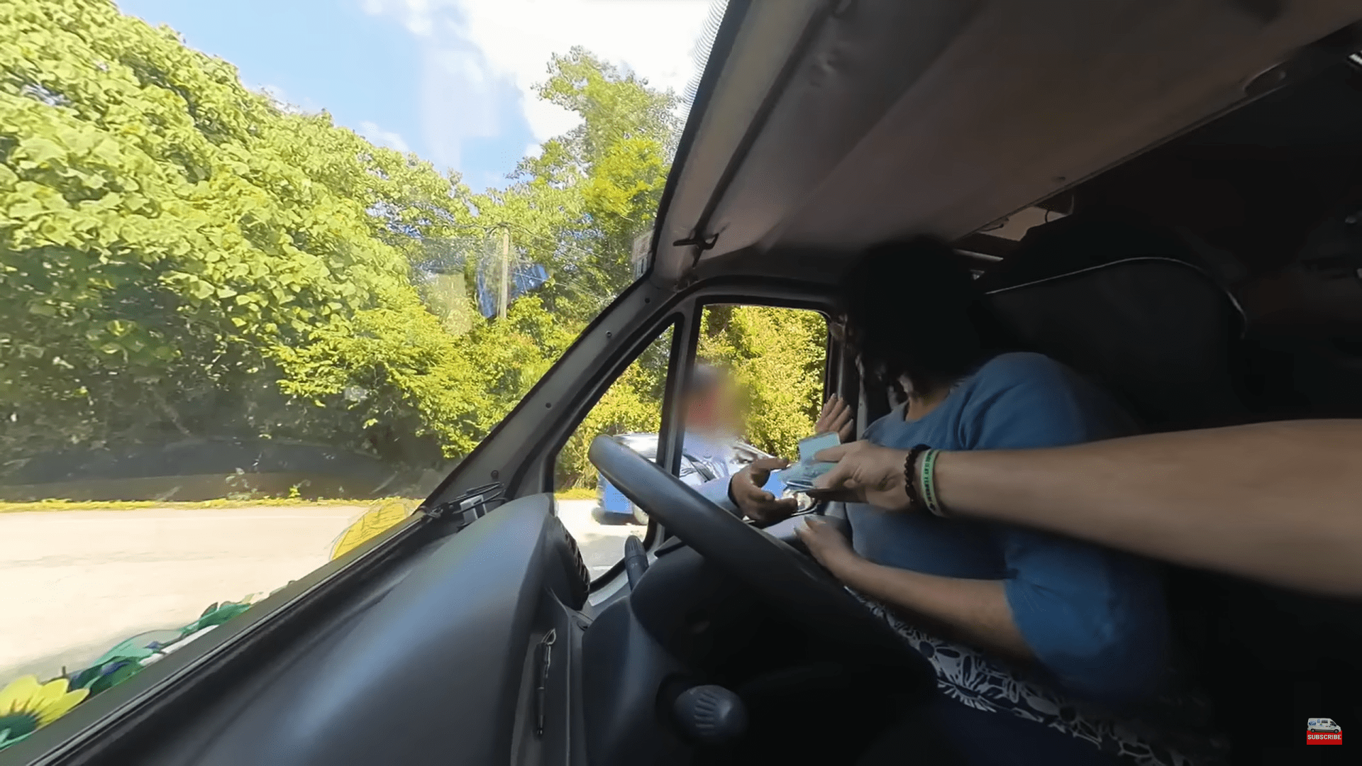 UK couple gives RM100 to M'sian traffic cop