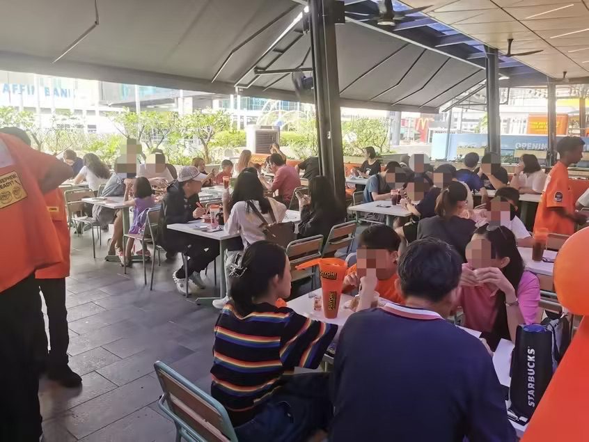 Uncle Roger IPC Outlet outdoor seating