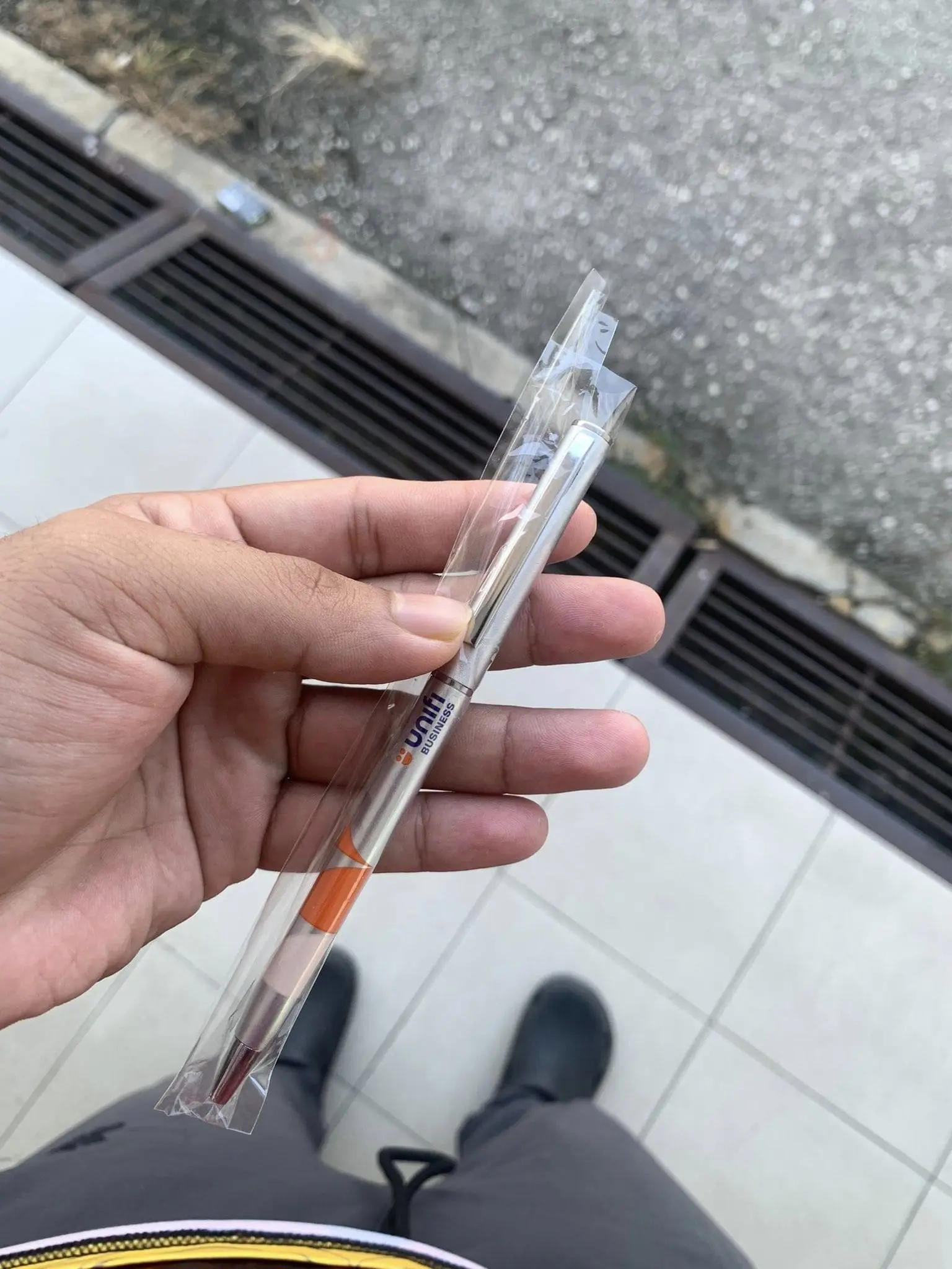 Unifi's 'mystery gift' is actually a pen