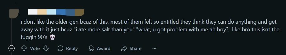 M'sian Man Caught Smoking At Mamak, Blows Smoke In The Face Of Teen Who Confronted Him comment 4