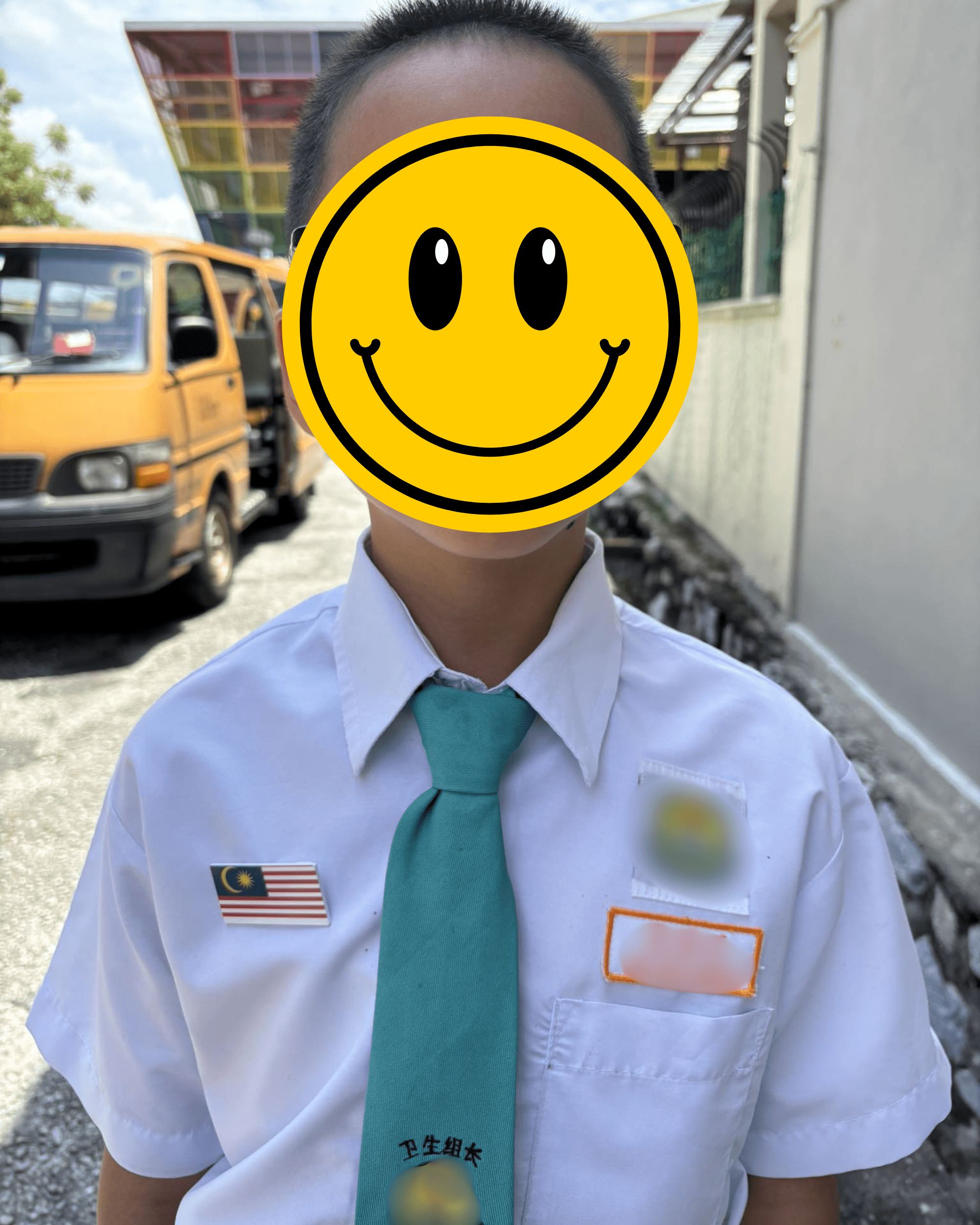 Upin Ipin with Jalur Germilang Badge