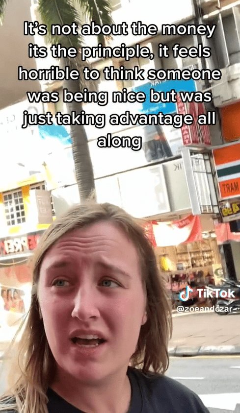 British Tourists Charged RM120 For Haircut By KL Barber, Asks Locals If This Is A Scam