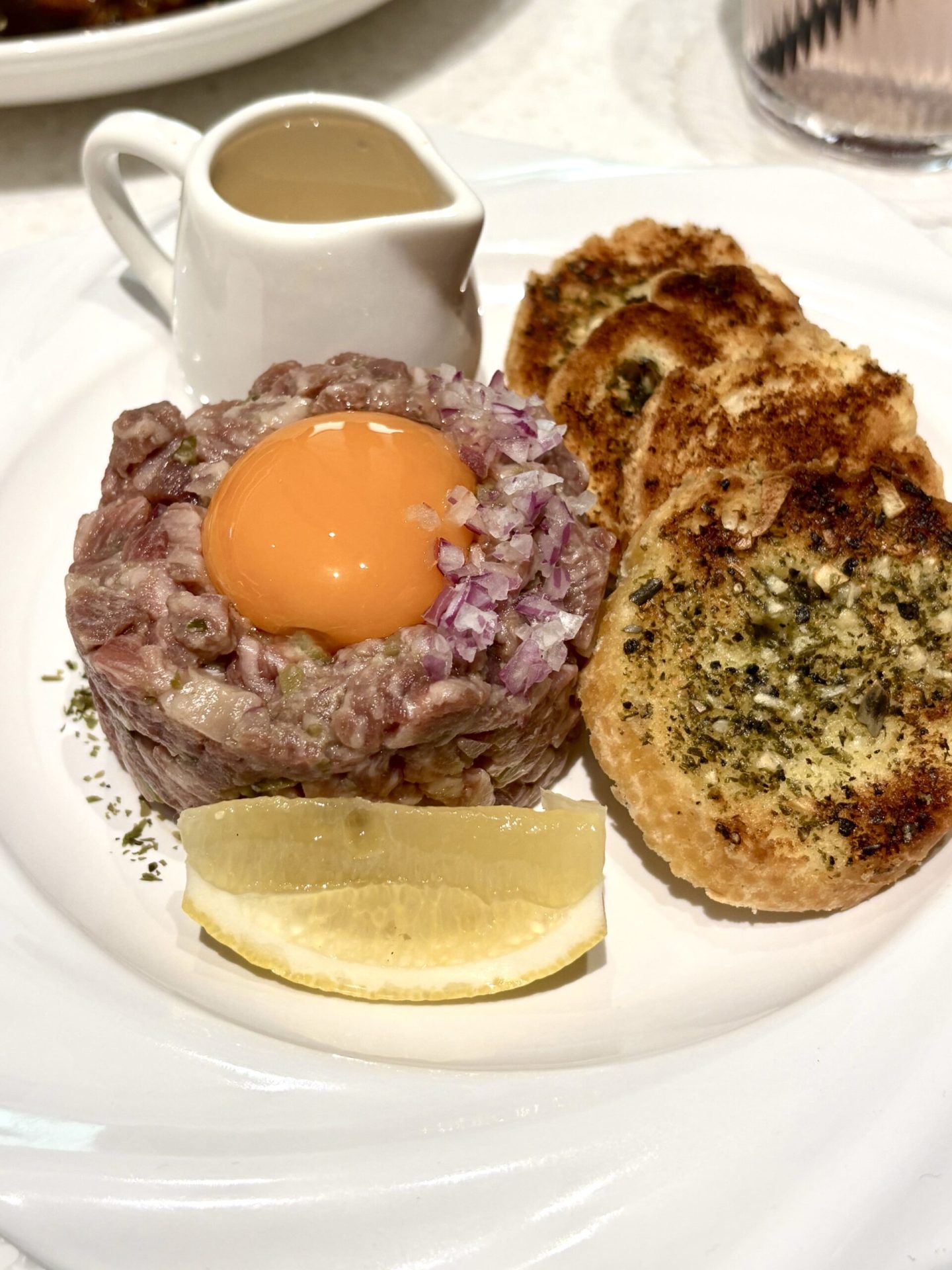 Wagyu Tartare with Toast (RM48)🥩