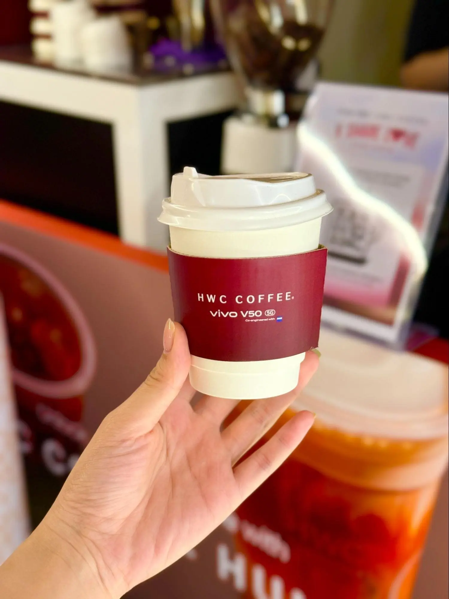 Wanna Win A vivo V50 & Enjoy Free Coffee? Join The VShareLove Bus Roadshow At IOI City Mall