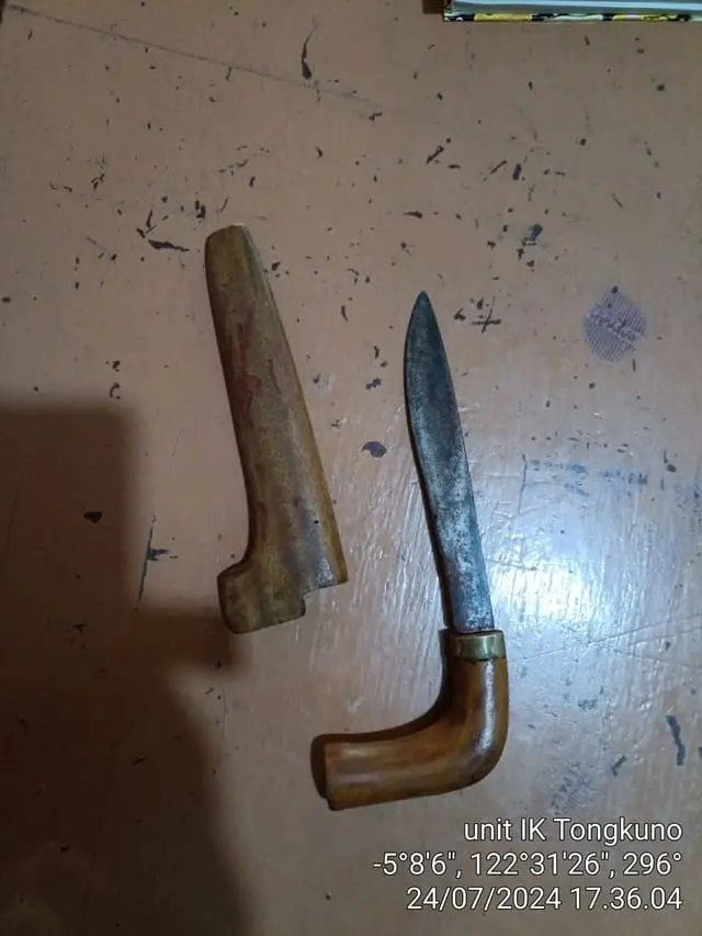 Weapon used to stab man in chicken egg debate