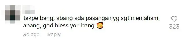 M’sian Couple Stay Cheerful Despite Having No Furniture For New House, Say They Will Buy When They Have Money comment 1