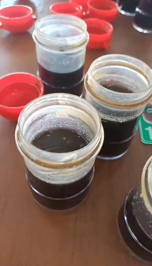 Dirty soy sauce containers at Rawang mamak