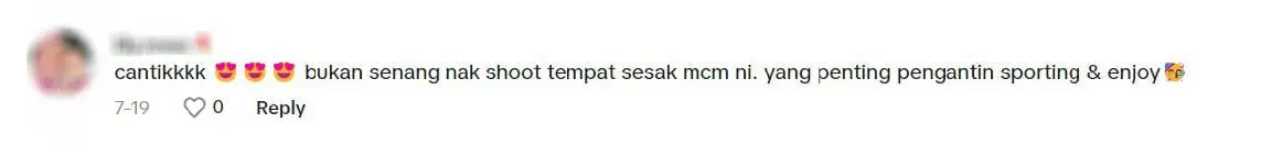 M'sian Newlyweds Hold Wedding Photoshoot Along The Streets Of Bukit Bintang, Wows Netizens comment 1