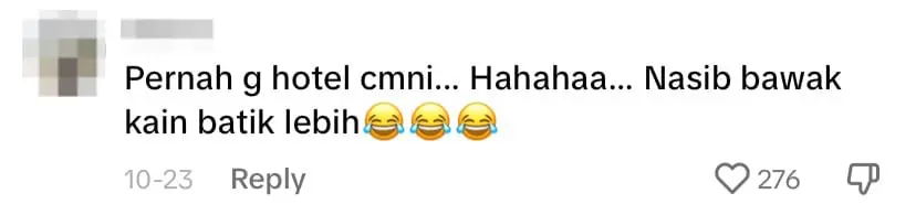 M'sian Influencers Shocked By Visible Shower Partition Inside Hotel Room They Booked In Indonesia - comment 