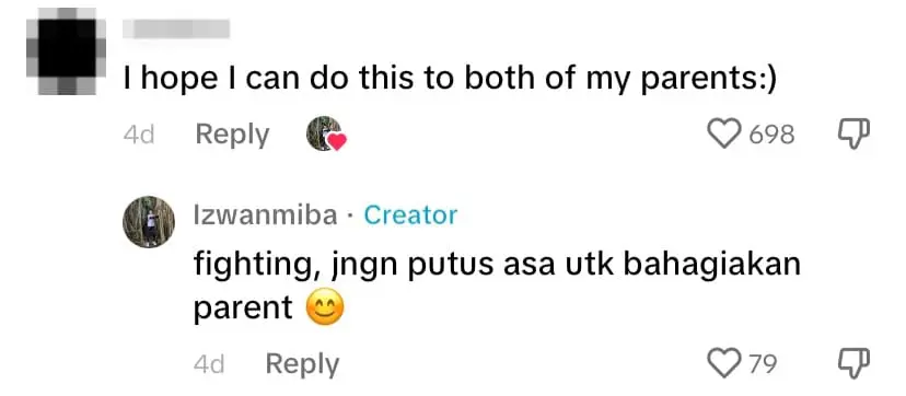 USM Graduate Honours Father’s Sacrifice At Convo By Putting Him On His Robe, Netizens Touched comment 1