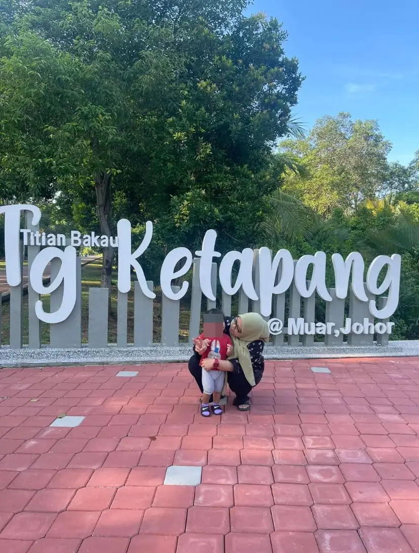 @ellimannaura and her child