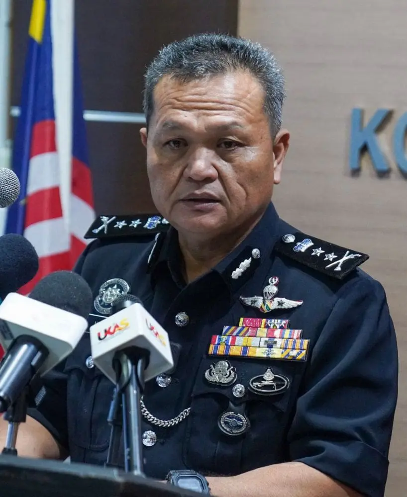  Sarawak Police Commissioner, Datuk Mancha Ata 