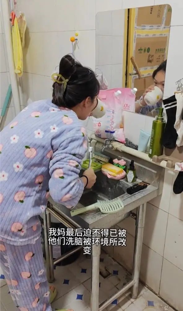 Woman brushes her teeth in the toilet