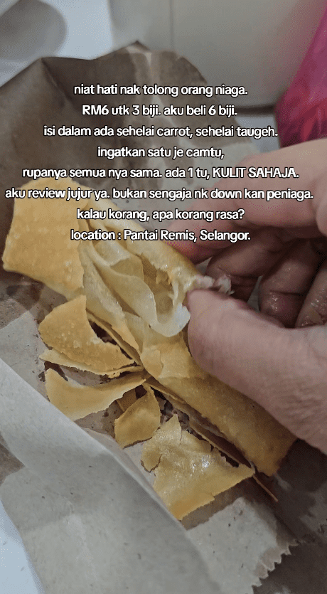 woman trying to open up popiah