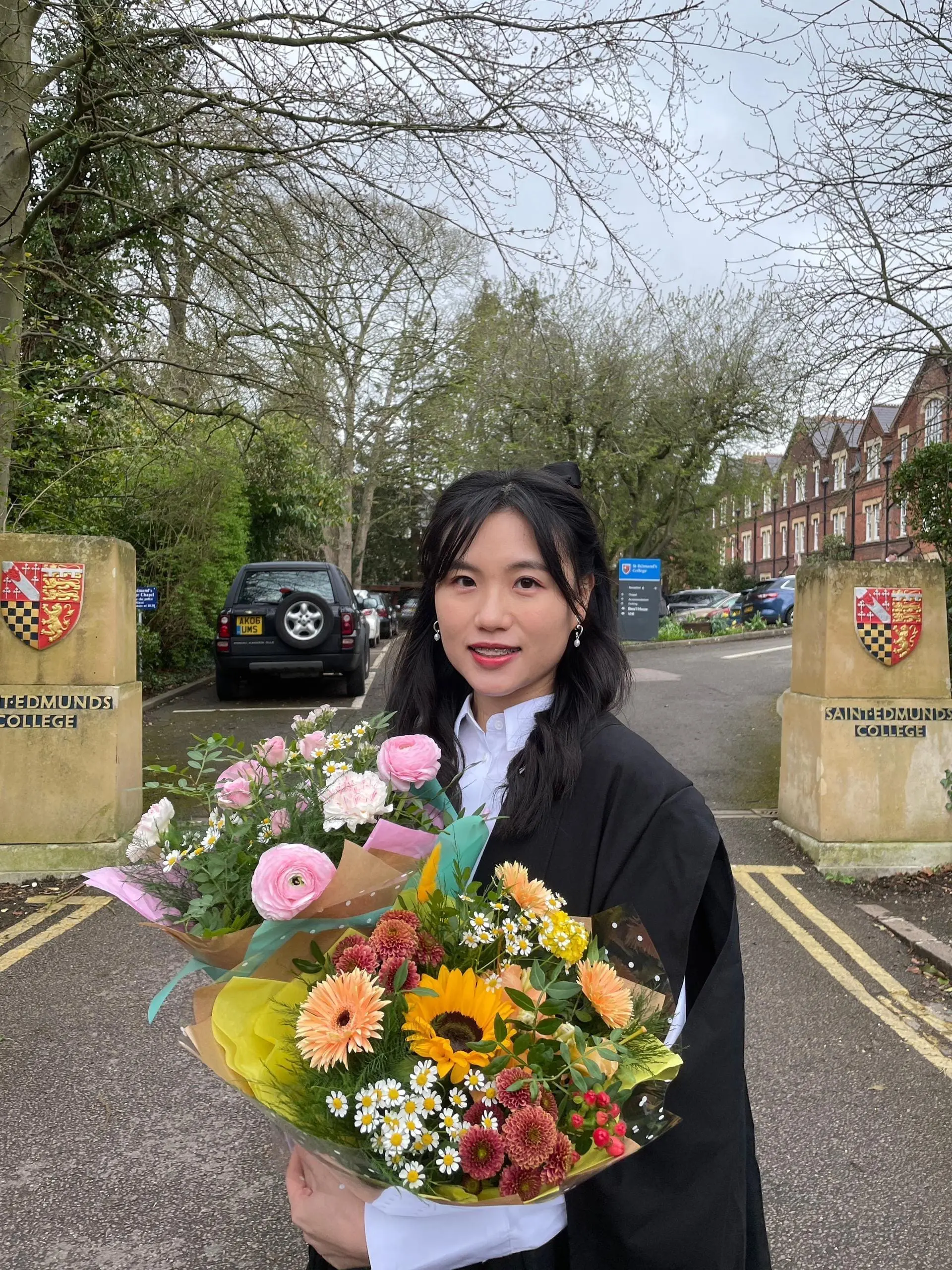 Yin Jue graduated from Cambridge