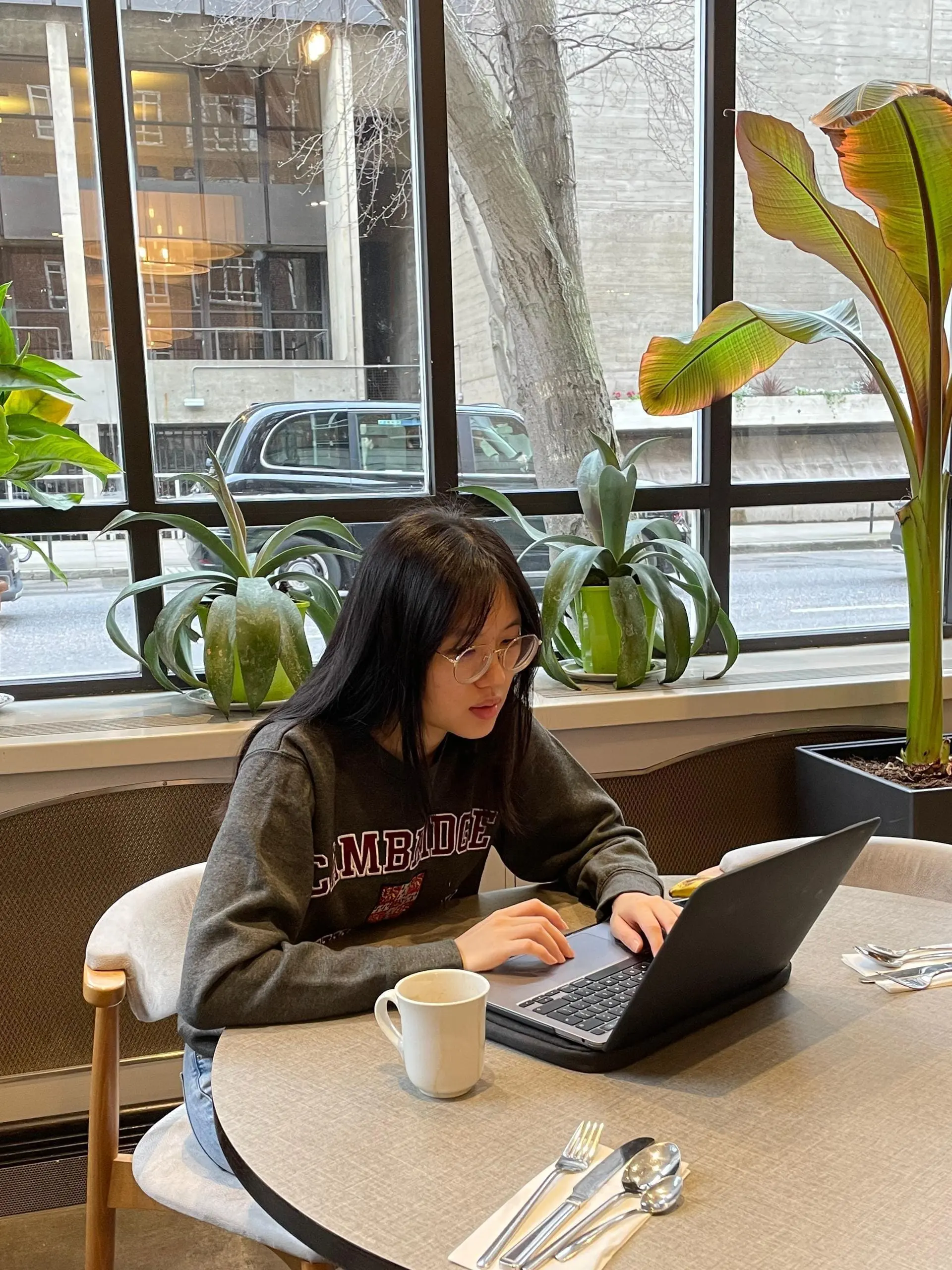 Yin Jue studying in UK