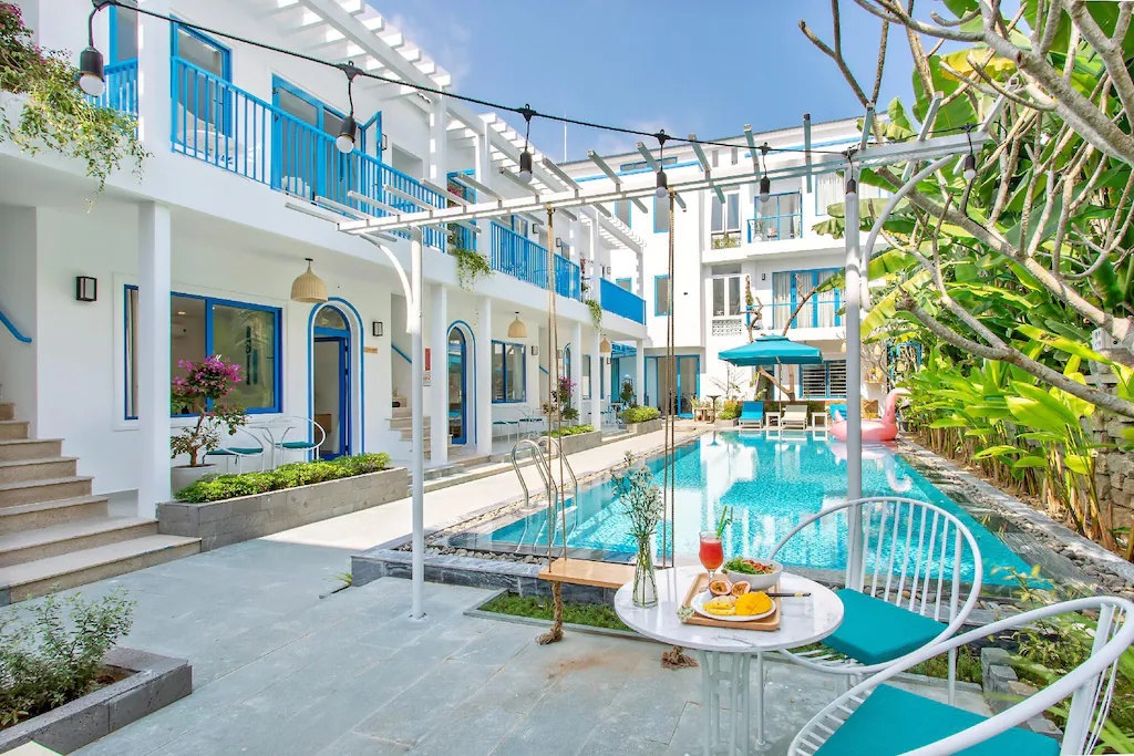 Santorin Hoi An Villa