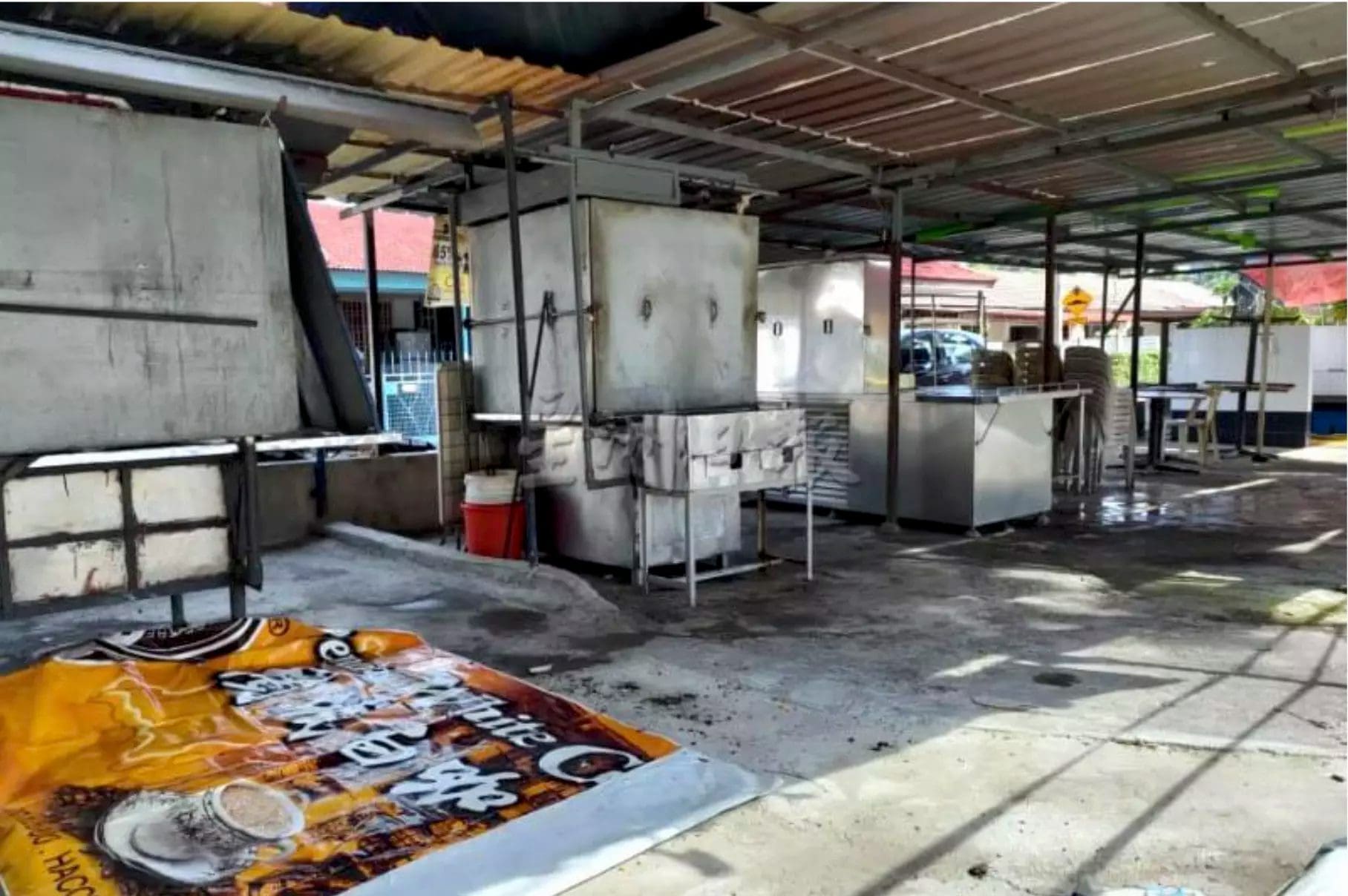 Penang hawker continues to open his stall after being tested positive for COVID-19