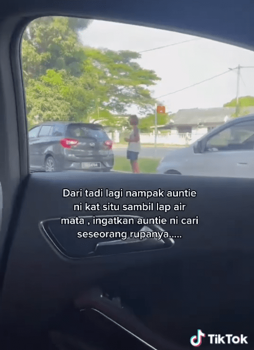 Malay couple lauded for helping woman purchase medicine for her sick mother