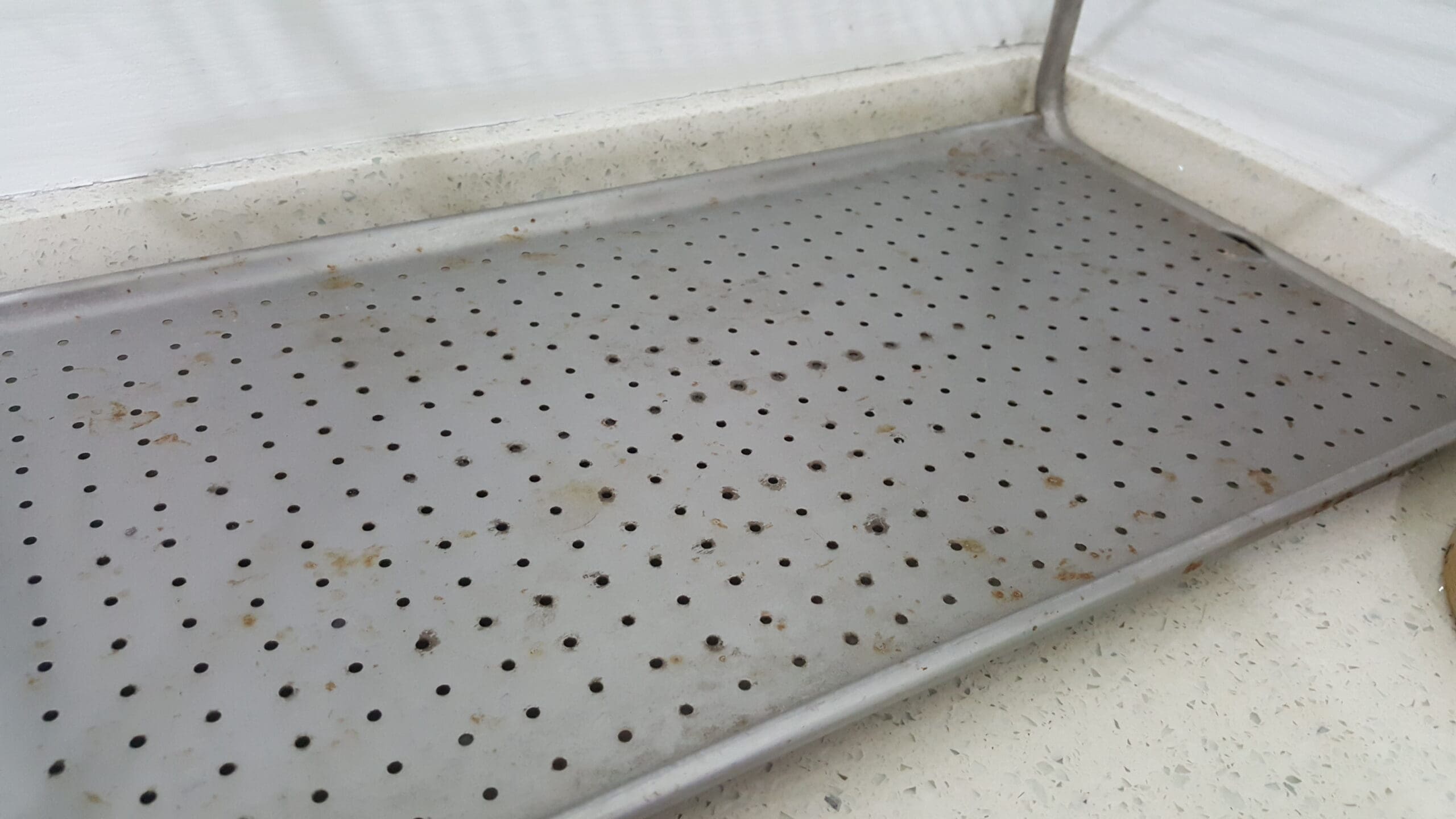 "Big Mistake!" — M'sian Woman Says She Was Scammed Into Staying At Filthy Penang Airbnb
