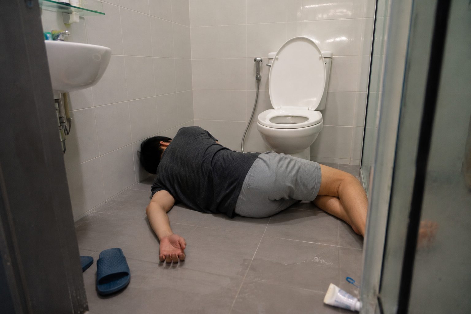  wk fell in the bathroom 