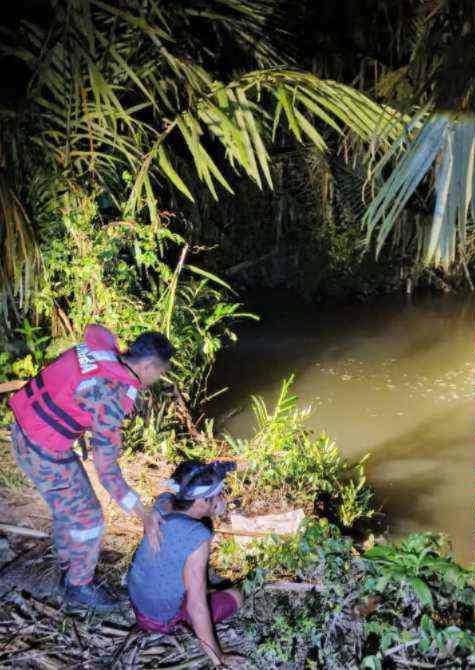 28yo dragged away by croc in Sabah (1)
