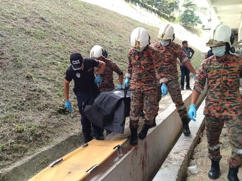 34yo M'sian Man Falls To His Death From 22nd Floor Of His Condo In Serdang 2