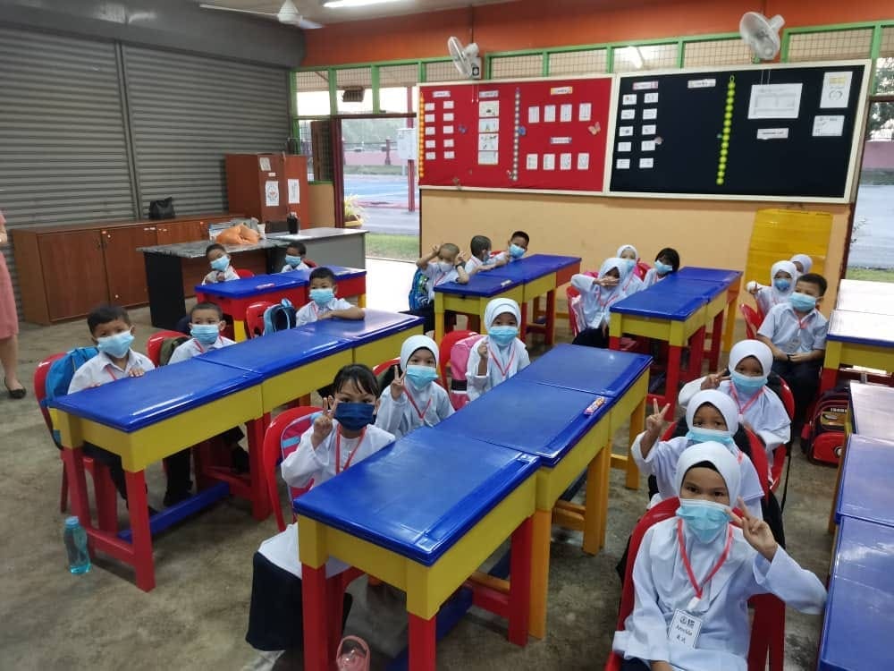malay students at sjkc