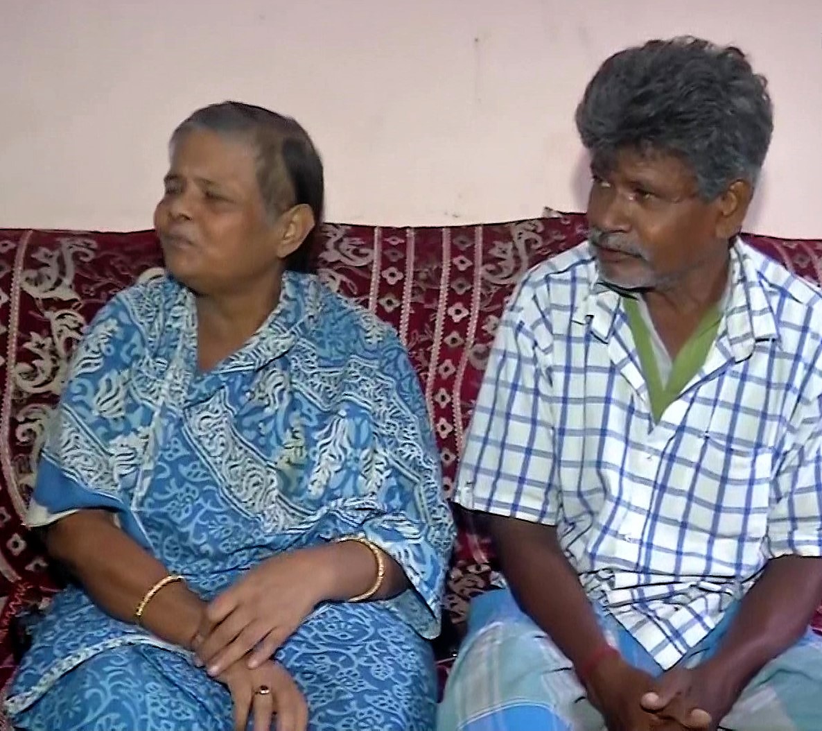 63yo widow donates assets worth 10mil rupees to rickshaw-puller who served her family for 25 years | weirdkaya
