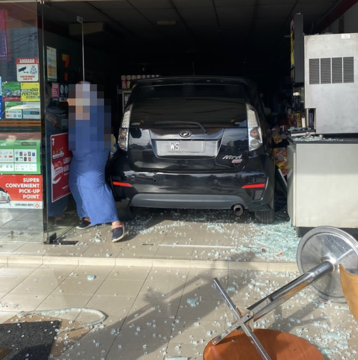 Myvi crashes into convenience store after driver steps on gas pedal by mistake 01