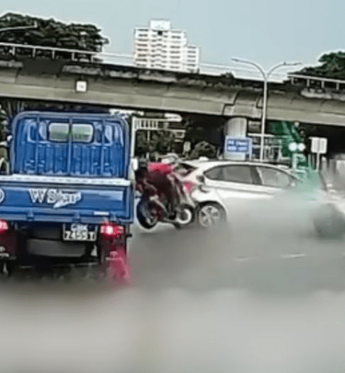 SG woman goes shopping after crash (1)