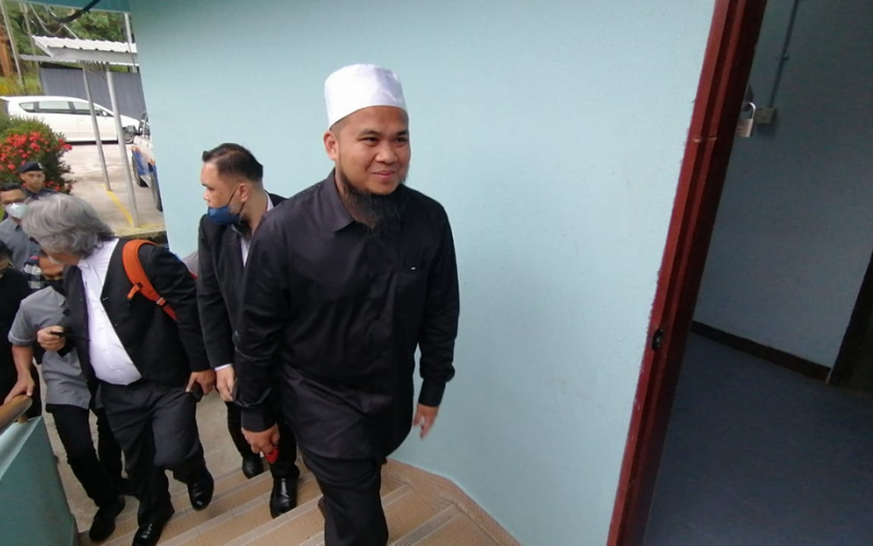 Ebit Lew at Tenom Magistrate Court