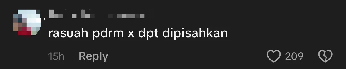 M'sian Policemen Accused Of Taking Bribes In Viral Clip, PDRM Denies Allegations comment 2