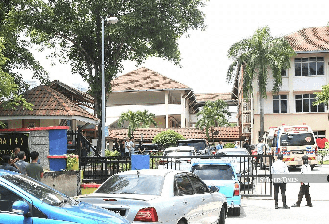 Ambulance outside SMK Bandar Utama