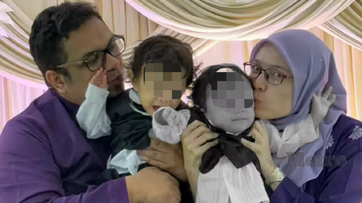 Amirul Ridzuan and his family
