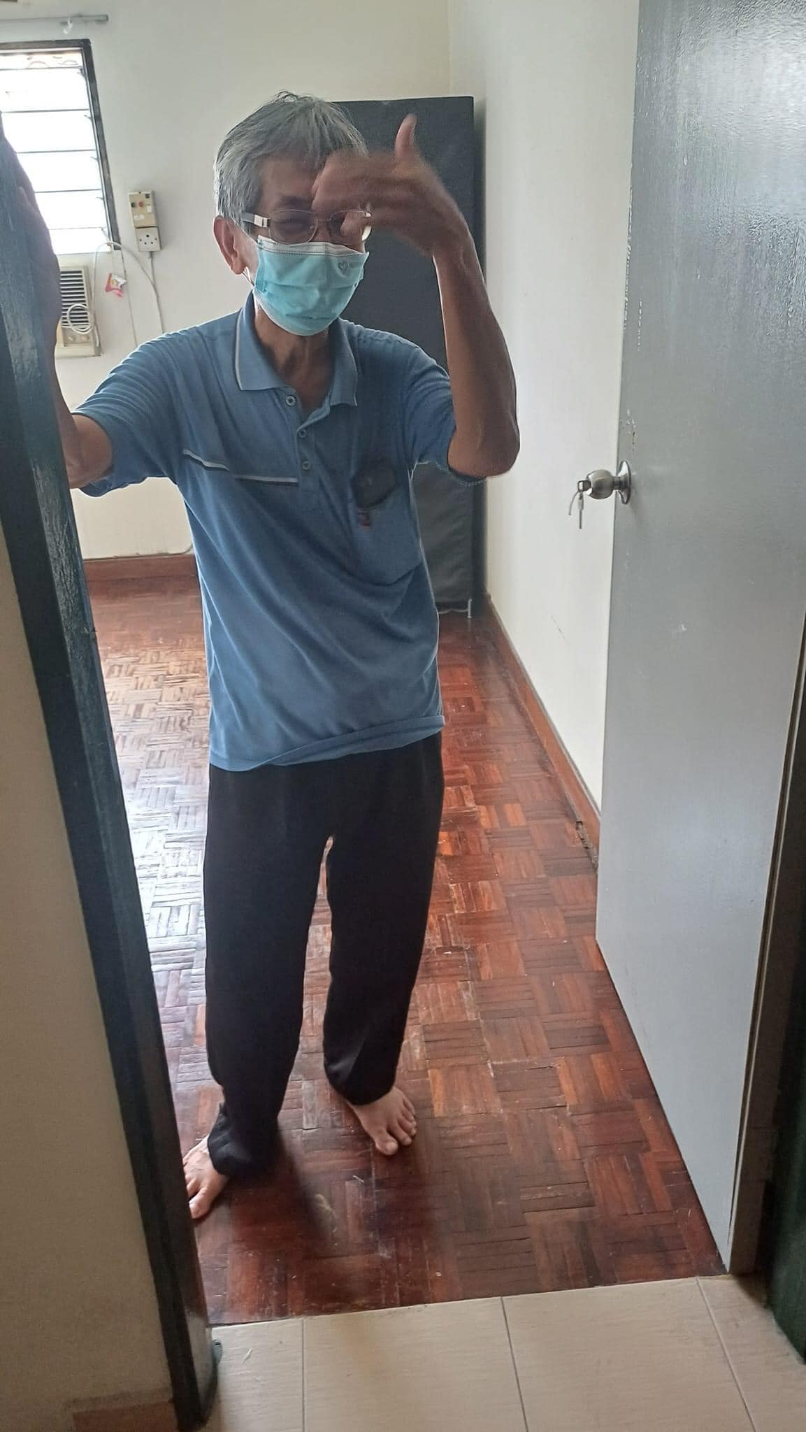 An Ge at his room
