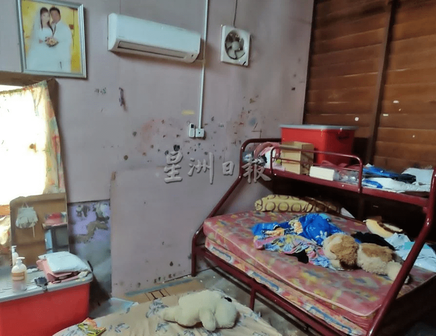 Bedroom of 5 kids sent to Perak orphanage