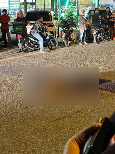 Body of woman flung onto the road in car crash