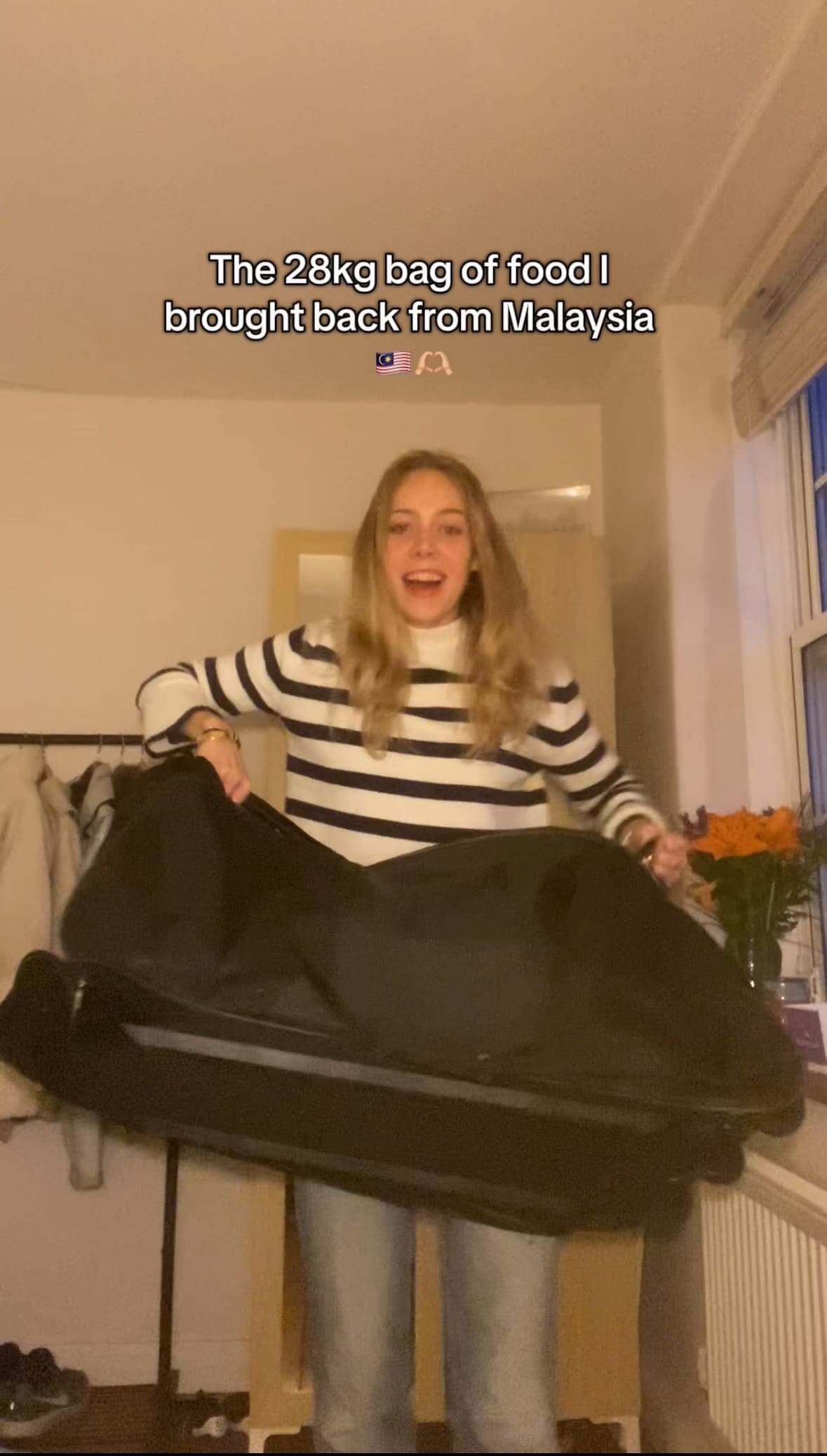 British Woman Packs 28kg Of M'sian Snacks Into Her Luggage, Netizens Approve