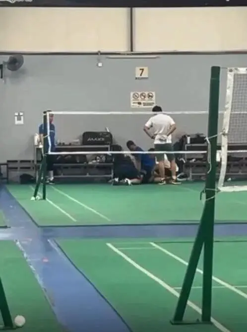 Bystanders trying to save man who collapsed at badminton court