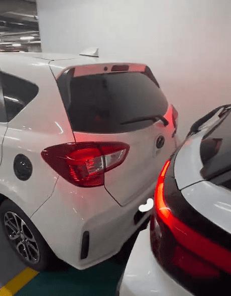 Car blocked in by illegal parking (2)