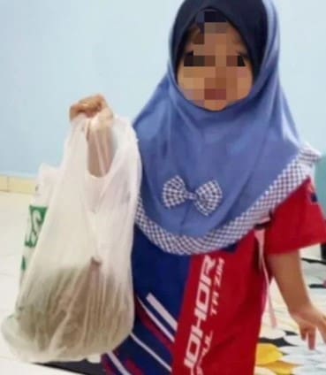 Durian given by 5 years old student to Teacher Maizatul Shafinaz on Teacher's Day.