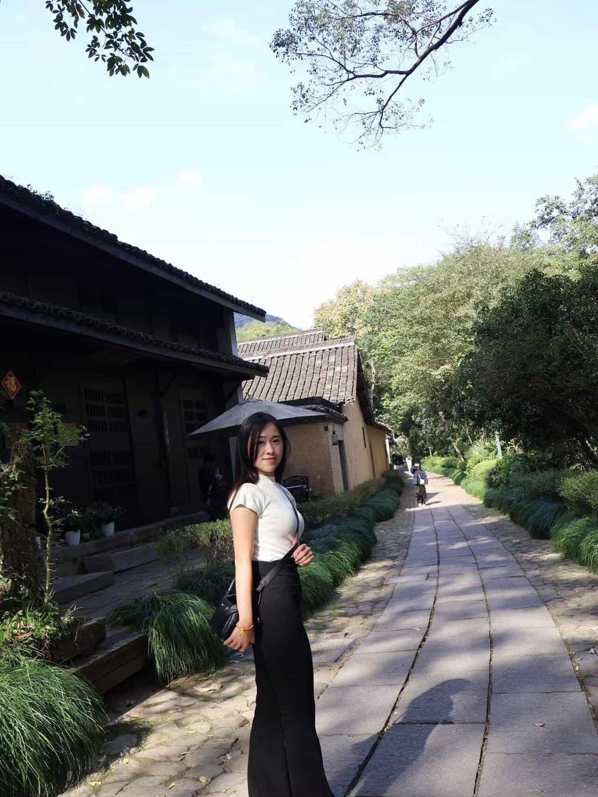 Chong Jia Hui photo 2