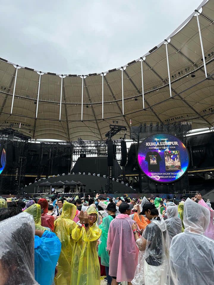 Coldplay Concert stadium bukit jalil