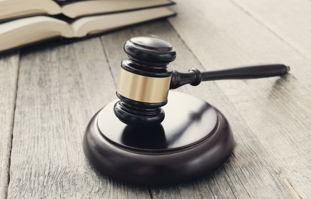 court hammer/gavel