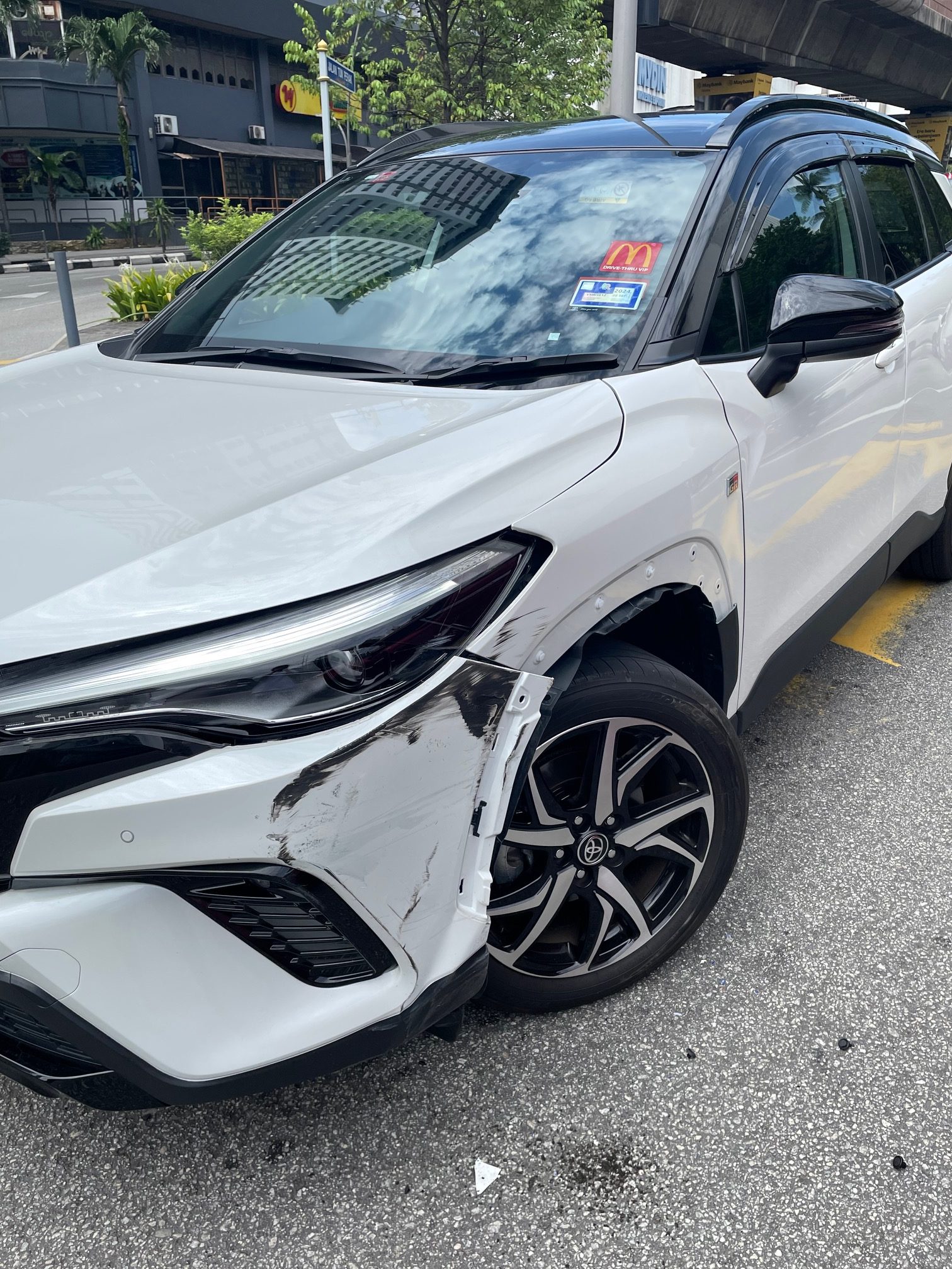 Damaged Toyota Cross