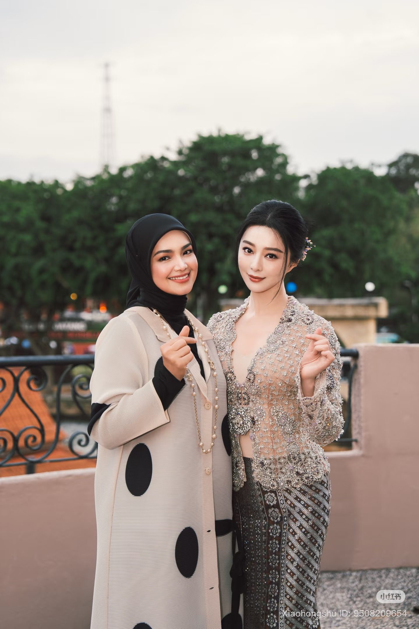 Datu Fanbingbing Baju Kebaya 02