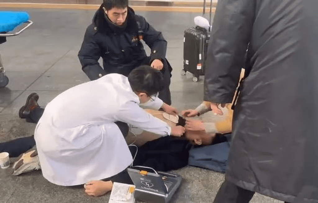 Doctor revives man from heart attack